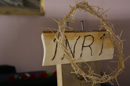 Hiljaisen viikon maanantain rukoushetki striimataan