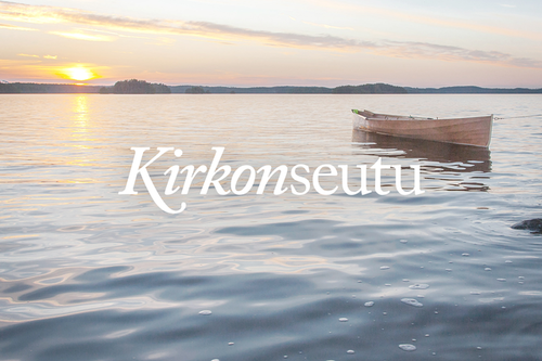 Maisema järveltä, vene ja teksti Kirkonseutu