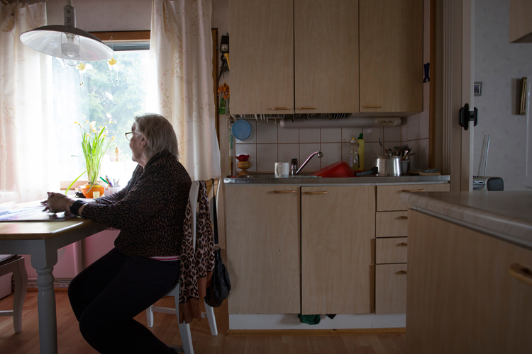 Diakoniatyöntekijälle voit jutella elämääsi koskettavista asioista