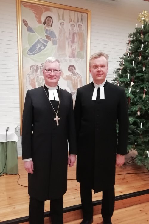piispa Seppo Häkkinen ja kirkkoherra Janne Hatakka_M.jpg